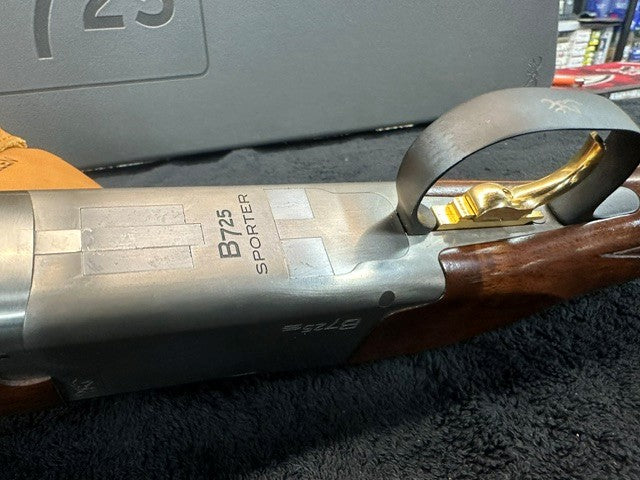 BROWNING - B725 - SPORTER - 30" - PRICED TO SELL