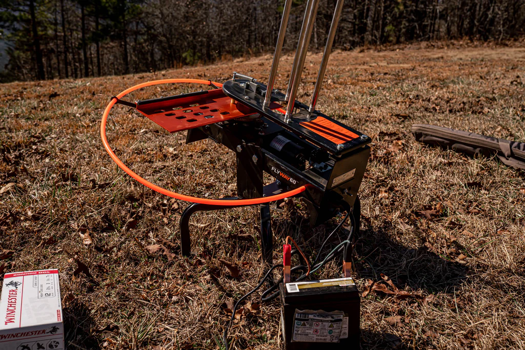 DO-ALL FLYWAY 60 - CLAY TARGET THROWER - WIRELESS REMOTE INCLUDED