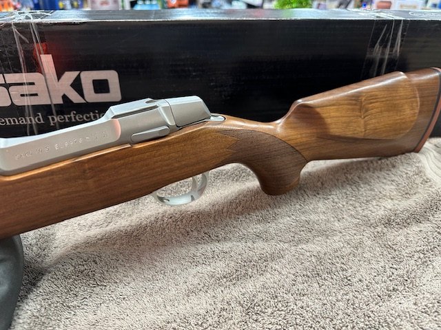 SAKO 90 HUNTER STAINLESS  243 WIN (DEMO)