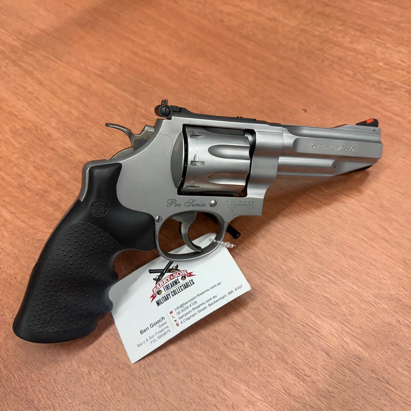 Smith & Wesson 627 PRO SERIES - 357 Magnum — PRE-LOVED